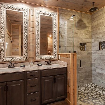 Thunder Mountain Lodge Cabin Sevierville Bagian luar foto