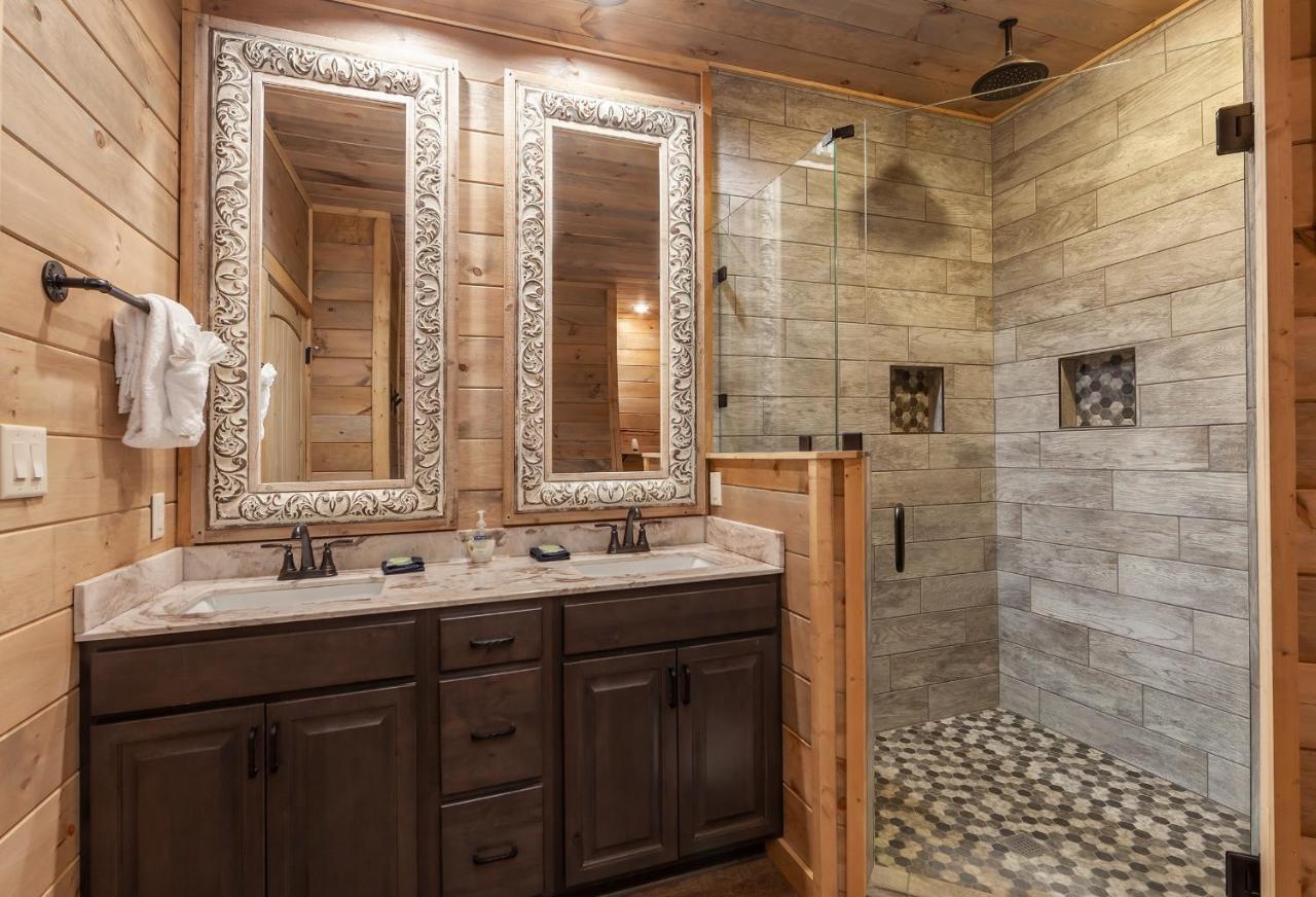 Thunder Mountain Lodge Cabin Sevierville Bagian luar foto