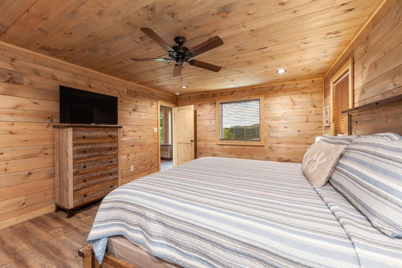 Thunder Mountain Lodge Cabin Sevierville Bagian luar foto
